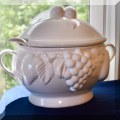 K04. White pottery tureen.